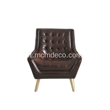 Comoda poltrona di design in pelle